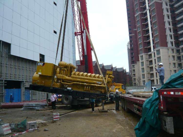 無錫精密設(shè)備吊裝公司:吊裝工具在使用時要注意哪些地方？